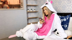 TeamSkeetXEvaElfie – Eva Elfie Don’t Let Mom See Us