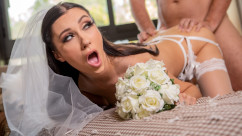 BrazzersExxtra – Jazmin Luv Runaway Bride Needs Dick