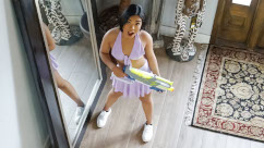 ExxxtraSmall – Summer Col Catch Me If You Can